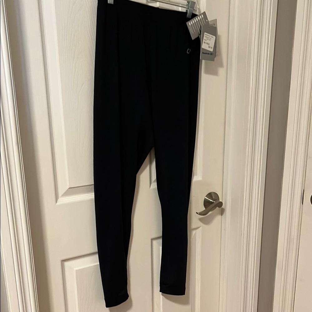 NWT Reebok Black Leggings. Size XL.